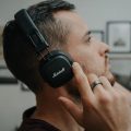 Listen