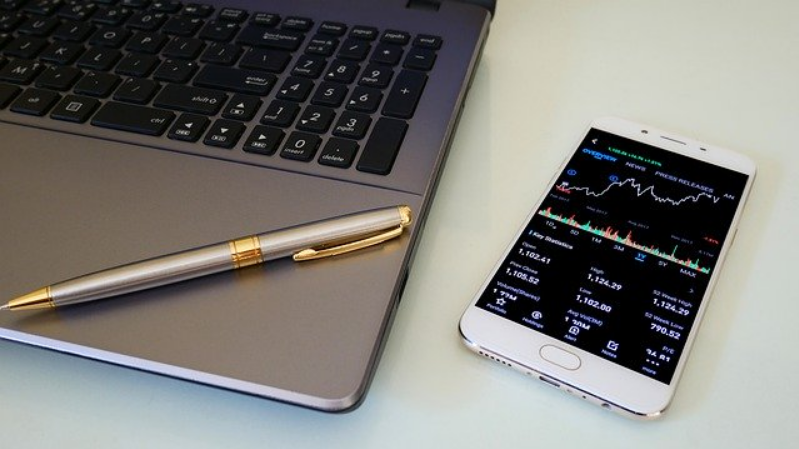 Live: Range Trading, M2 setups, Bollingers & Bitcoin Update