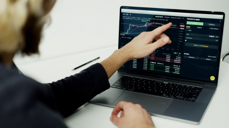 Live: M2’s Flexibility – Lots of Setups,  Fx, Crypto & Metals