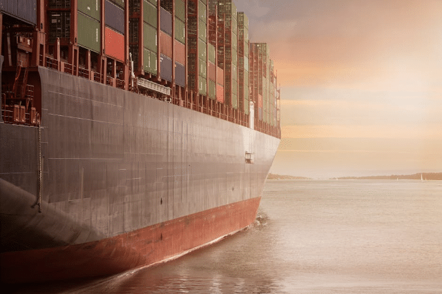 Advantages & Disadvantages of Tariffs